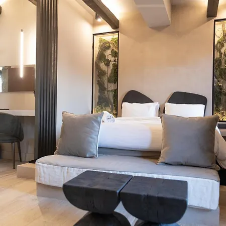 Anesis Hotel