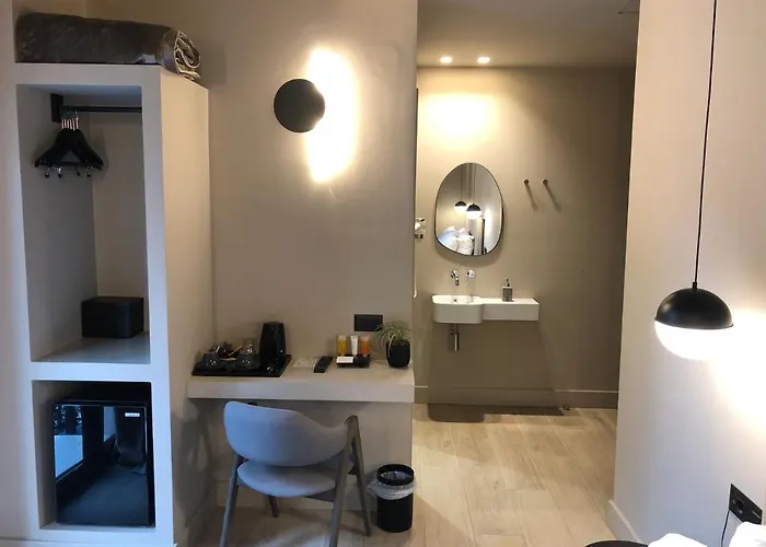 Отель Anesis 3*