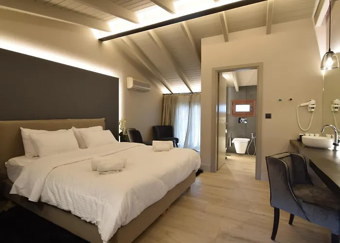 Anesis 3* Калаврита